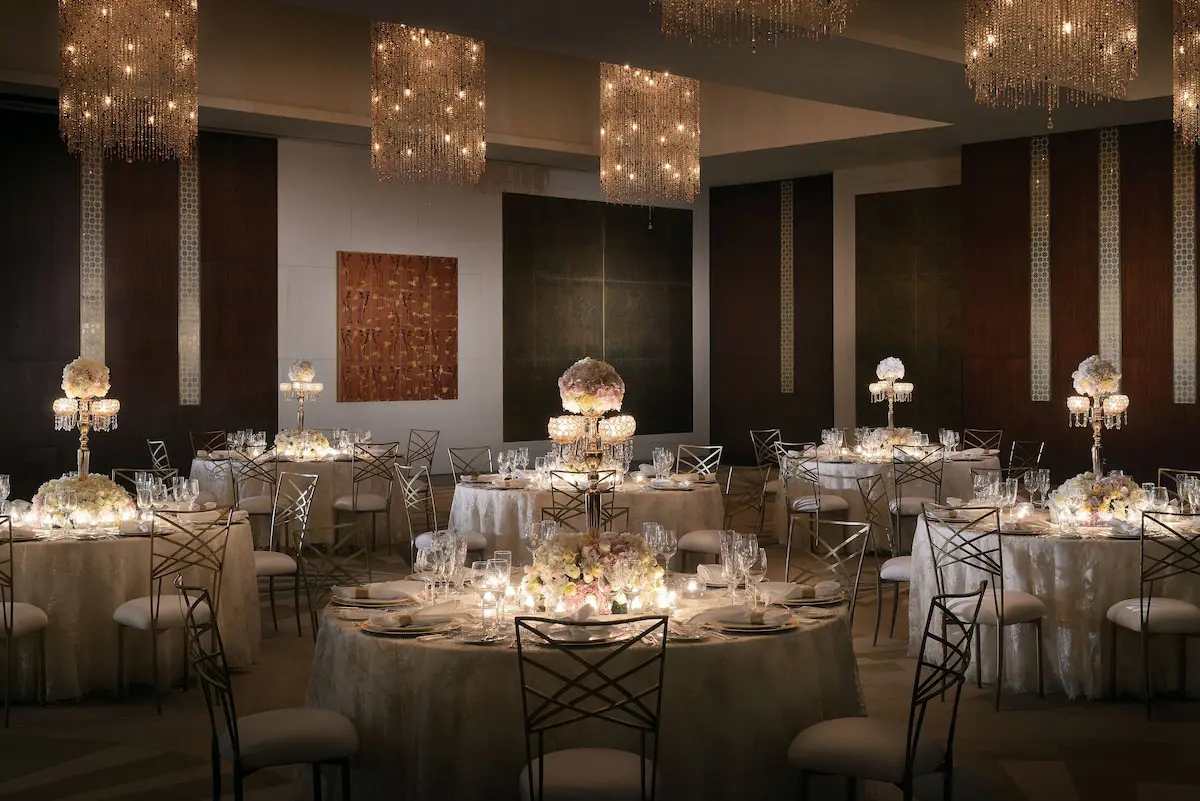 رستوران هتل د اچ هتل دبی